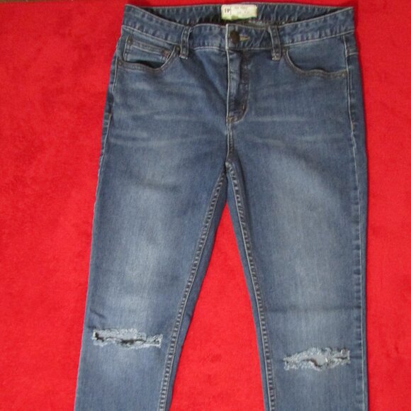 Free People Skinny Ankle Medium Wash Distressed Jeans - Picture 3 of 8